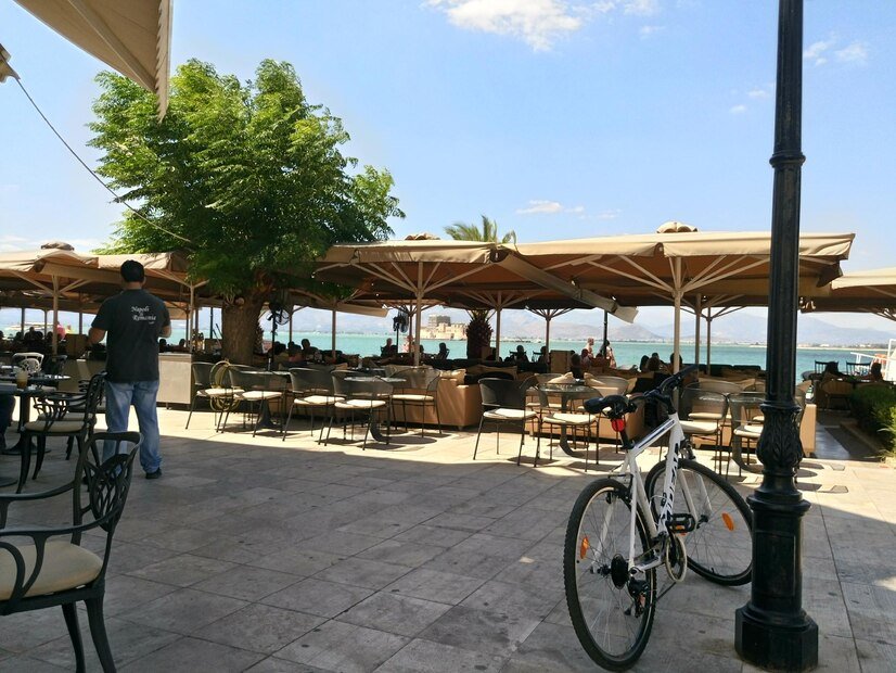 ร่มสนามในสวน